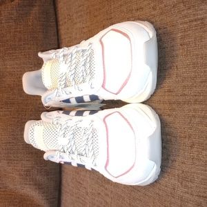 Women's Adidas sneakers size 8